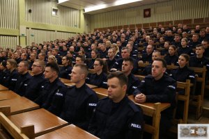 Inauguracja szkolenia zawodowego podstawowego - aula Centrum Szkolenia Policji w Legionowie.