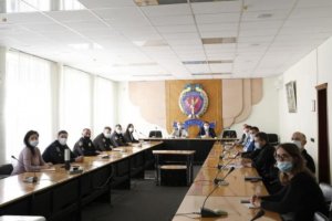 Przedstawiciele Narodowego Uniwersytetu Spraw Wewnętrznych w Charkowie podczas konferencji