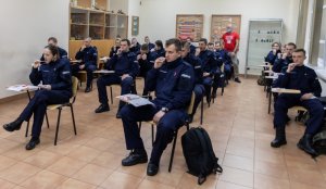 słuchacze podczas akcji pobierania próbek
