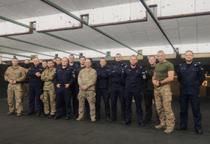 Policjanci podczas zajęć na kursie instruktorów strzelań