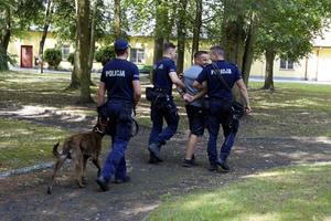 Przygotowanie do pełnienia służby z psem