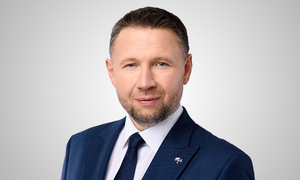 Minister Spraw Wewnętrznych i Administracji.